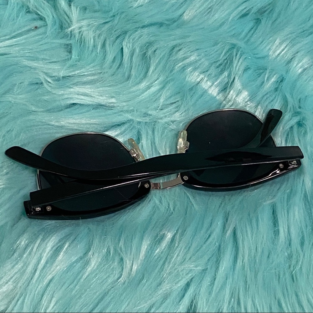 A.J. Morgan schedule Black sunglasses - Picture 3 of 4